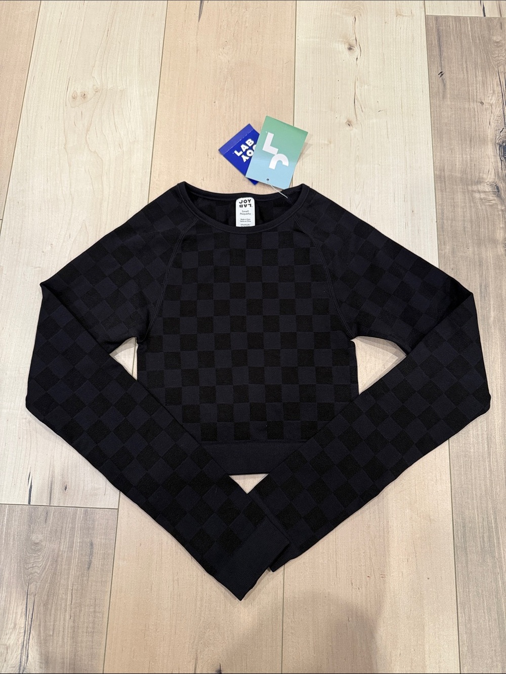 NWT JoyLab seamless cropped Tee, size Small